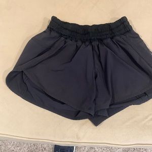 Lululemon black shorts